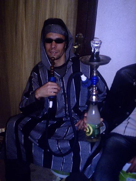 laf9ih li katssana barakto dakhal ljama3 bablarto